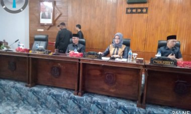 Rapat Paripurna DPRD Rekomendasi Atas LKPJKD Kabupaten Kaur