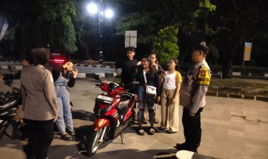 Kanit Binmas Polsek Sumber Berikan Pembinaan dan Penyuluhan Kepada Warga