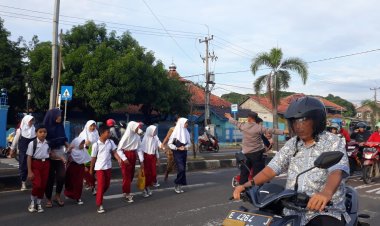 Tingkatkan Pelayanan Prima Kepada Warga, Polsek Plered Gelar Gatur Lalin