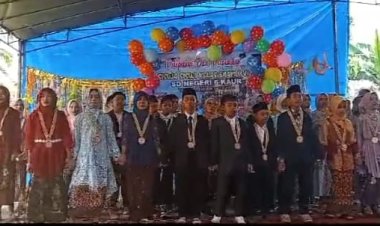 Pelepasan Siswa Kelas VI SDN 6 Kaur di Sambut Dengan Kemeriahan