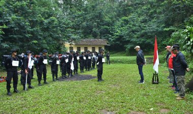 Calon Paskibraka Kota Sukabumi Ikuti Tradisi Tantingan di Taman Nasional Situgunung