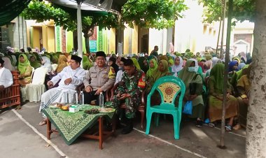 Bhabinkamtibmas Polsek Dukupuntang Hadiri Pengajian Triwulan Harlah Muslimat NU ke 78