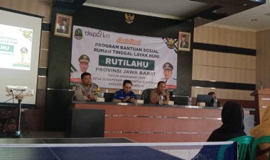 Warga Desa Sukamekar Terima Manfaat Program Bantuan Rutilahu
