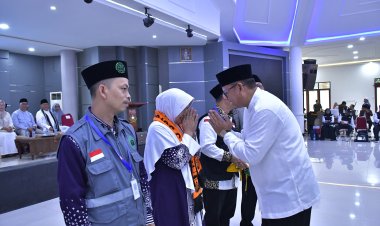 Penjabat Wali Kota Sukabumi Lepas 336 Calon Jemaah Haji