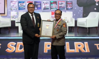 As SDM Kapolri Bedah Buku Meritokrasi Jabatan Fungsional Polri Wujudkan SDM Unggul