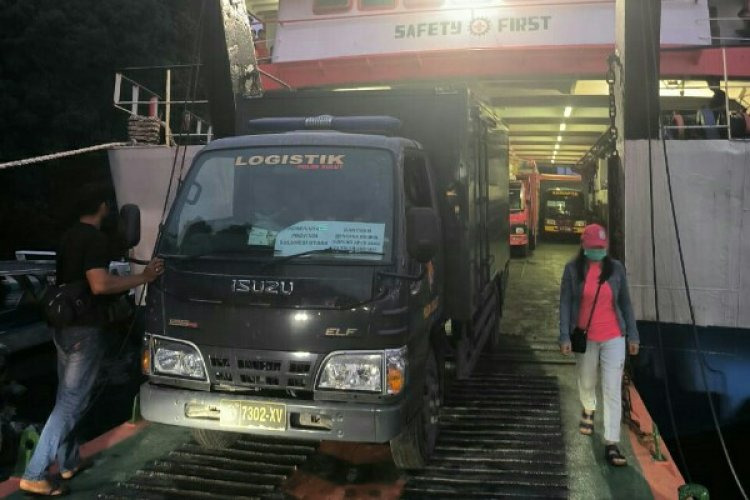 Biro Logistik Polda Sulut Siapkan Kendaraan Truck Box, Bawa Bantuan ke Sitaro