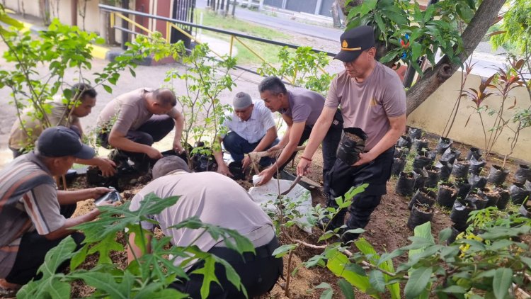 Dukung Progam Ketahanan Pangan,Polsek Talun Manfaatkan Lahan Kosong