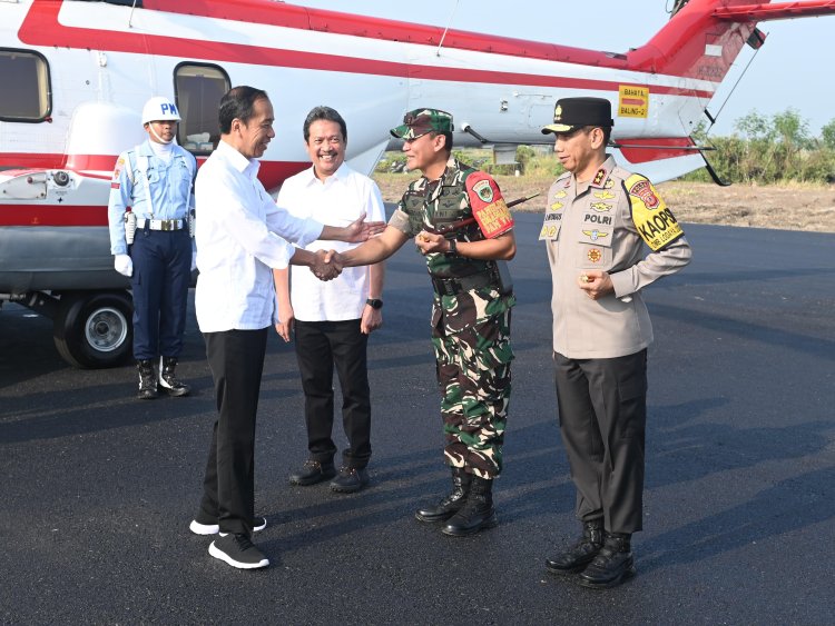 Pangdam III/Siliwangi Sambut Presiden Joko Widodo saat Kunker di Karawang