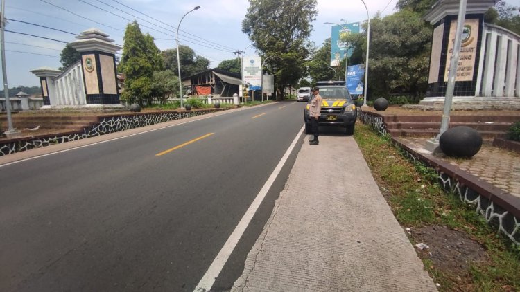 Berikan Rasa Aman Kepada Warga, Polsek Beber Gencar Laksanakan Patroli Perbatasan