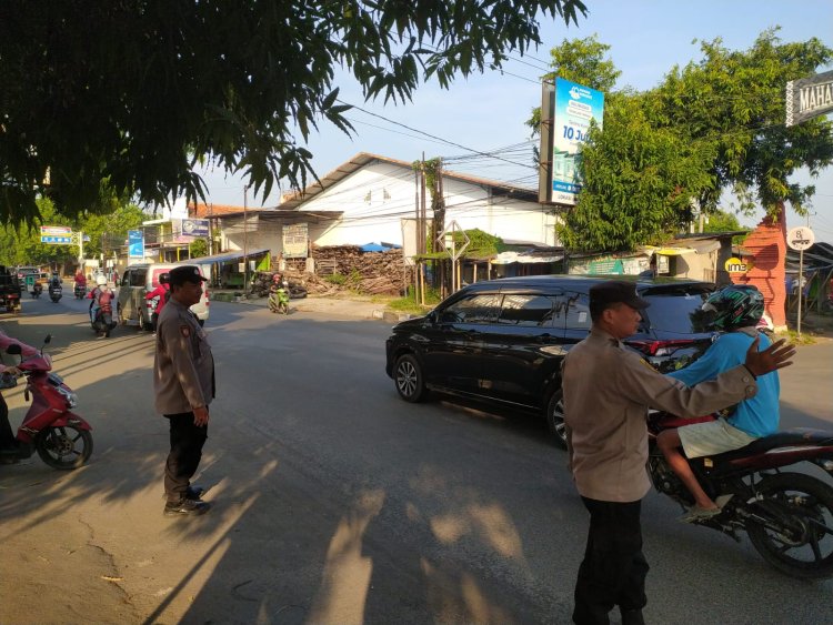 Wujud Pelayanan Prima, Polsek Sumber Laksanakan Gatur Pagi