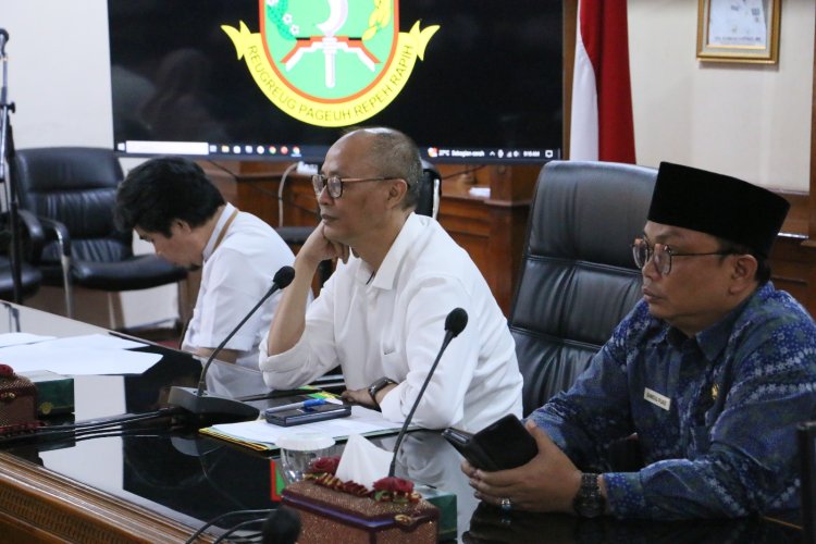 Sekretaris Daerah Kota Sukabumi Pimpin Rapat Persiapan Pemberangkatan Calon Jemaah Haji 1445 H