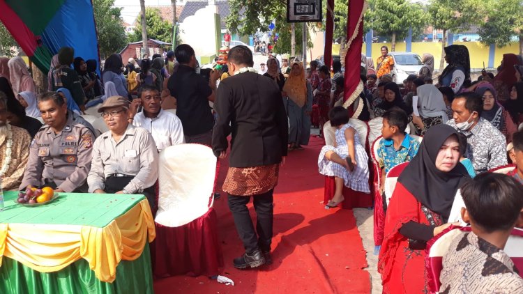 Kanit Binmas Polsek Plered, Hadiri Pelepasan Siswa Lulusan SDN 3 Tegalsari