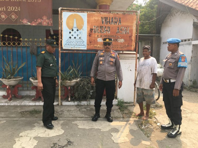 Sinergitas TNI -Polri, Kapolsek Bersama Danramil Arjawinangun Kontrol Vihara Budi Asih