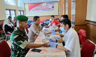Bhabinkamtibmas Desa Selawangi Laksanakan Giat Monitoring dan Donor Darah