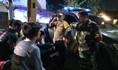 Bhabinkamtibmas dan Babinsa Desa Sukaraja Kompak Patroli Bersama Untuk Ciptakan Lingkungan Kondusif