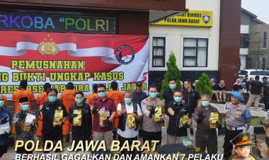 Polda Jabar Berhasil Gagalkan dan Amankan 7 Pelaku Pengedar 23,99 Kg Sabu