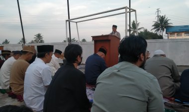 Warga perum Situendah Laksanakan Shalat Idul Adha di Lapang Serbaguna