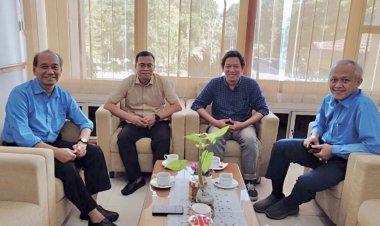 Silaturahmi Tim Pelaksana Kompetisi Jurnalis Kebangsaan Mahasiswa BNPT RI Jawa Tengah dengan Rektorat UNS