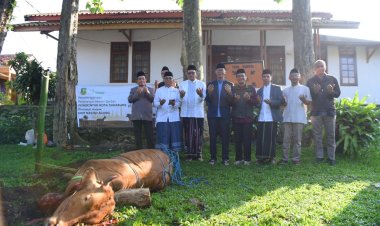 PJ Walikota Sukabumi Tinjau Langsung Proses Kurban di Kantor DLH dan Perhutani