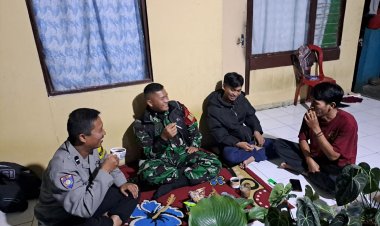 Sinergitas TNI -Polri, Bhabinkamtibmas Polsek Sukaraja Laksanakan Patroli Malam Bareng Babinsa