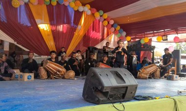 Seni Pencak Silat Turut Ramaikan Acara Kenaikan Kelas Di SDN Cigembong