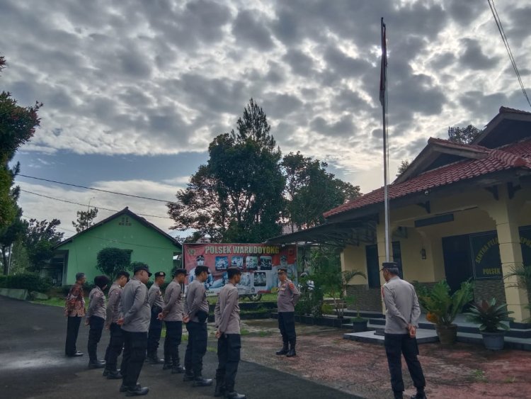 Guna Tingkatkan Disiplin, Polsek Warudoyong Laksanakan Apel Pagi