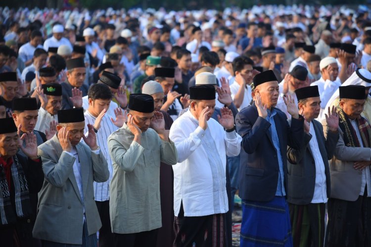 Pj Wali Kota Sukabumi, "Jadikan Idul adha Sebagai Momentum Peningkatan Keimanan dan Kepedulian"