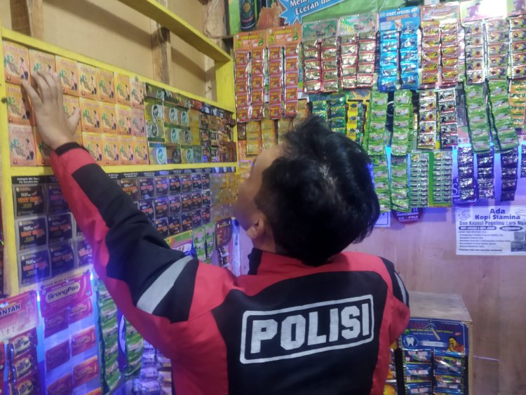 Cipta Kondisi, Polsek Citamiang Gelar Operasi Miras (Minuman Keras)