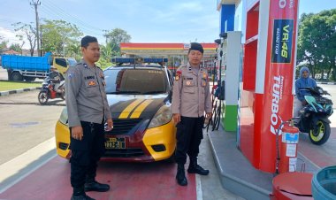 Polisi Patroli  Rutin di SPBU, Jaga Keamanan dan Ketersediaan Stok BBM