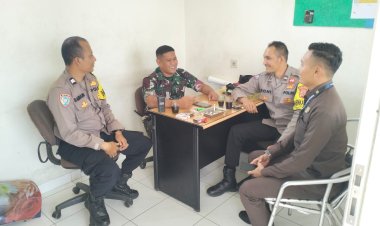 Ciptakan Rasa Aman, Sinergitas TNI-Polri Sambangi dan Jalin Silaturahmi Dengan Warga