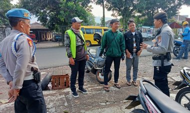 Polsek Lembursitu, Laksanakan  Sambang dan Patroli Dialogis Kepada Warga