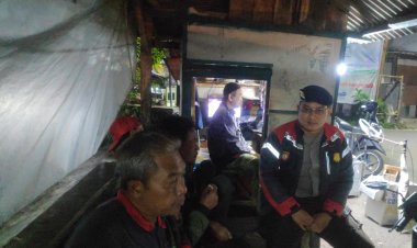 Tingkatkan Kewaspadaan,Polsek Kebonpedes Laksanakan Patroli Harkamtibmas