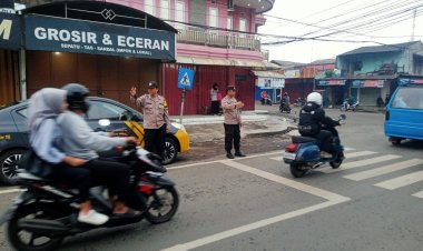 Antisipasi Kemacetan,Polsek Gunungguruh Laksanakan Gatur Lalin
