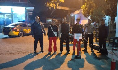 Panit Lantas Polsek Cikole Pimpin Patroli Malam