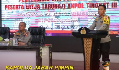 Kapolda Jabar Pimpin Upacara Serah Terima Taruna/i Akpol Tingkat lll Angkatan 56 /Batalyon Presisi