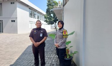 Cegah Aksi Kejahatan, Bhabinkamtibmas Polsek Warudoyong Berikan Pembinaan Kepada Anggota Securiti