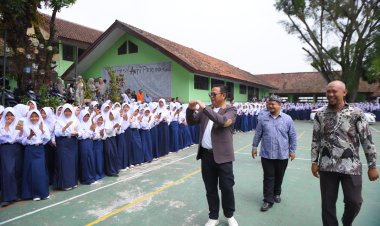 Penjabat Wali Kota Sukabumi Tinjau dan Evaluasi Sarana Pendidikan