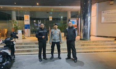 Jaga Kondusifitas Kamtibmas, Polsek Cikole Laksanakan Patroli Malam