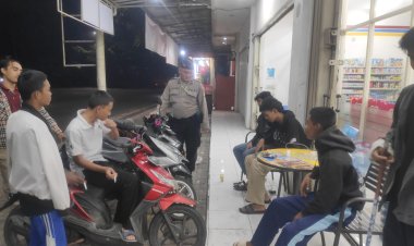 Cegah Kenakalan Remaja,Polsek Kebonpedes Tingkatkan Patroli Malam