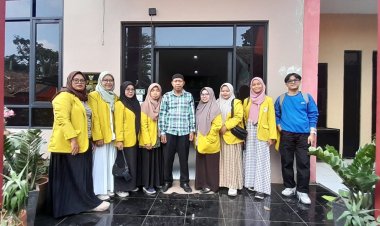 Pemdes Semplak Sambut Kunjungan Mahasiswa KKN dari  Institut Madani Nusantara (IMN)