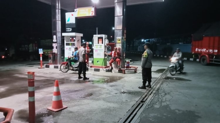 Polsek Dukupuntang Polresta Cirebon Laksanakan Patroli Malam Hari Cegah Kriminalitas 3C