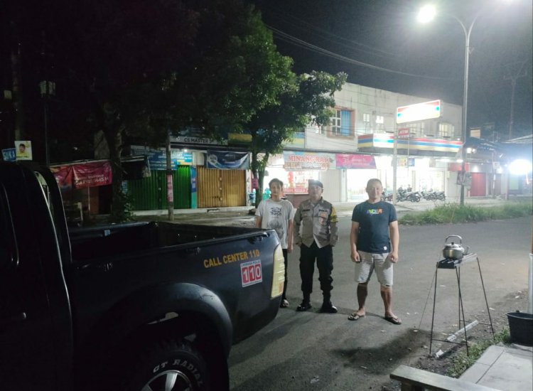 Berikan Rasa Aman,Polsek Kebonpedes Laksanakan Patroli Malam