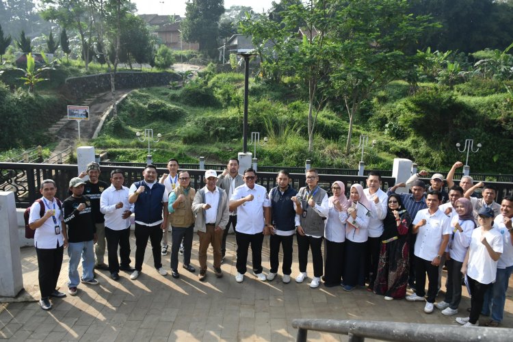 PJ Walikota Sukabumi Tinjau Bangunan Cipelang Herang