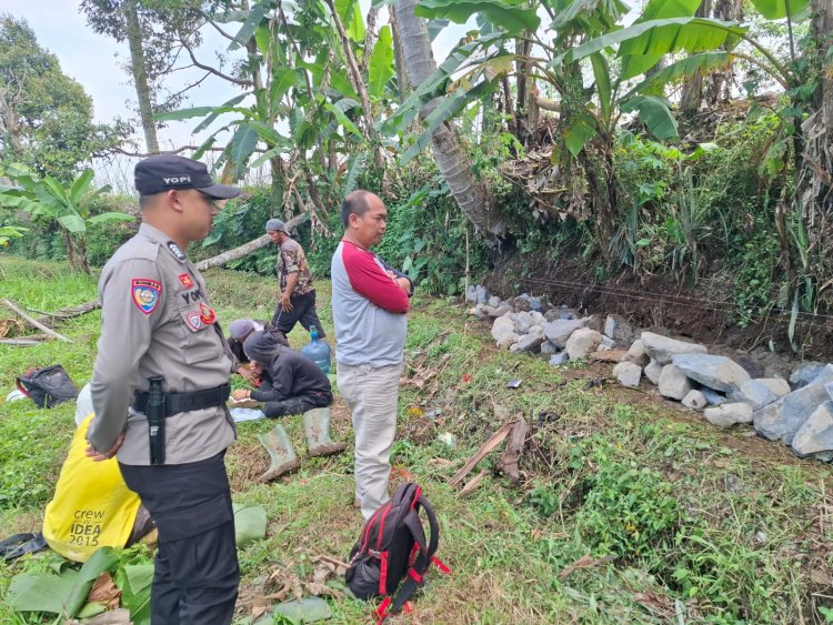 Bhabinkamtibmas Polsek Kebonpedes, Sambangi Warga dan Berikan Himbauan Kamtibmas