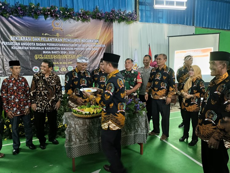 Ketua PABDPSI Kabupaten Sukabumi Lantik Pengurus Kecamatan Sukaraja (PK), Masa Bakti 2024-2030