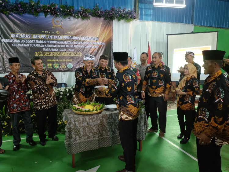 Ketua PABDPSI Kabupaten Sukabumi Lantik Pengurus Kecamatan Sukaraja (PK), Masa Bakti 2024-2030