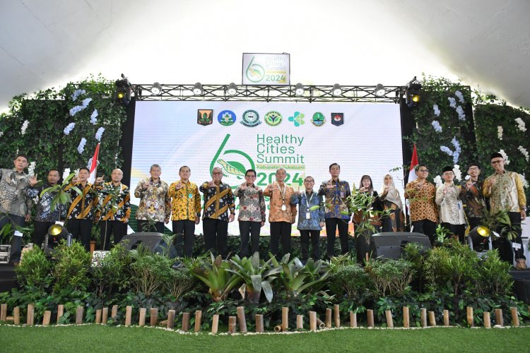 Pembukaan Healthy City Summit Ke-VI di Grand Inna Samudra Beach, Pelabuhanratu, Kabupaten Sukabumi