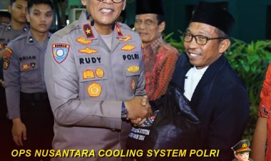 Bagikan Ribuan Paket Sembako, Ops NCS Polri Bawa Pesan Pilkada Damai di Jawa Timur