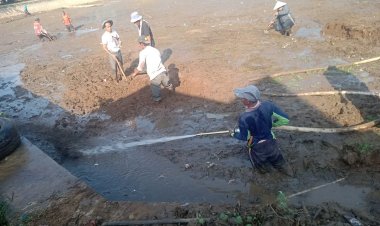 Situ Cijeruk Dibenahi Secara Swakarsa, Warga Desa Sukamekar Gotong Royong Bergiliran