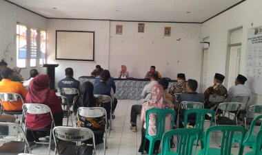 PLT Camat Sukalarang Pimpin Rakor Pembentukan Panitia HUT RI ke-79